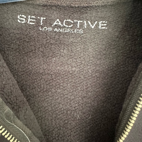 SET Active Half Zip Circle Logo Original Release - Picture 5 of 6